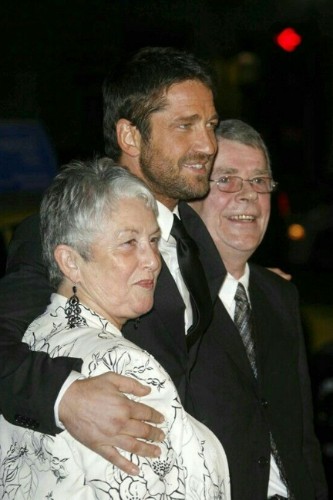 Gerard Butler with his parents