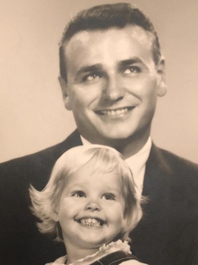 Linda Holliday's childhood photo with her father