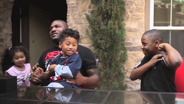 Rampage Jackson with his children