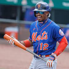 Francisco Lindor playing