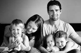 Dan Hamhuis's family photo