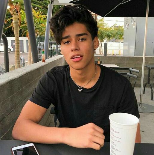 Who Is Andrew Davila Dating Bio Age Siblings Net Worth 2022 Height