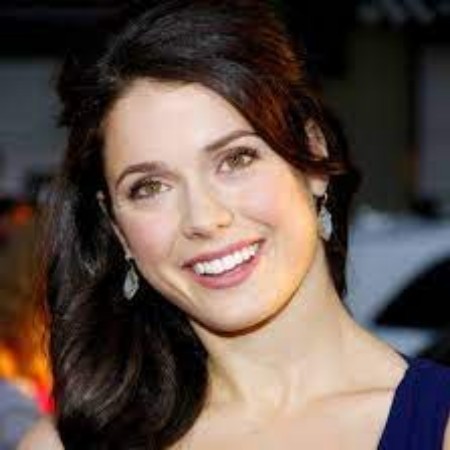 Who is the Husband of Ali Cobrin? Bio, Age, Parents, Net Worth 2022, Who is the Husband of Ali Cobrin? Bio, Age, Parents, Net Worth 2022,