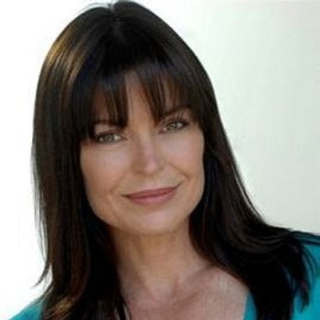 What is the Net Worth of Renee Suran as of 2022? Bio, Parents, What is the Net Worth of Renee Suran as of 2022? Bio, Parents,