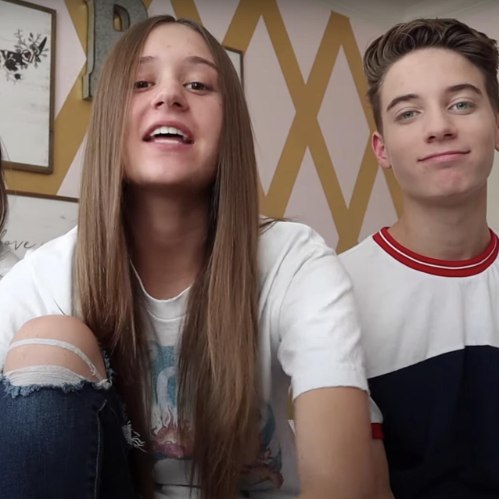 Is Riley Lewis A Triplet? Bio, Age, Parents, Net Worth 2022, Boyfriend,