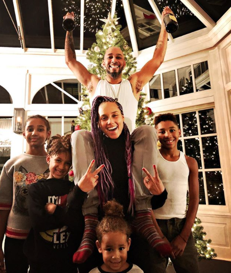 Swizz Beatz's family photo
