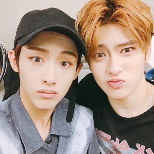 Does Dong Sicheng have a Girlfriend? Bio, Age, Parents, NetWorth 2022,