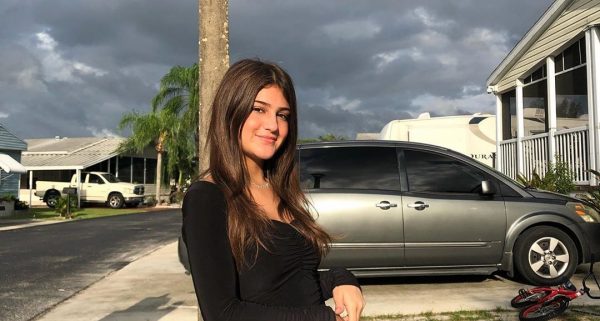 Jenny Popach with the car