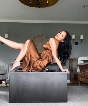 Victoria Fuller in a photoshoot