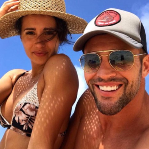 Sarah Boulazeris, Fiance with his ex girlfriend