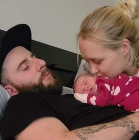 Jordan Cashmyer with her fiance ,Michael Frank Schaffer. and her child