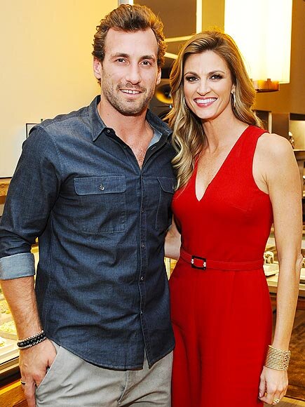Jarret Stoll with his girlfriend