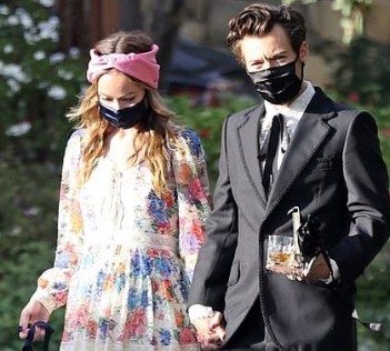 Harry Styles with his girlfriend Olivia Wilde