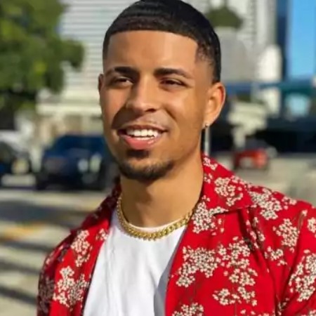 The Age of Noah Jacob, Bio, Brother, Net Worth 2022, Girlfriend, Height