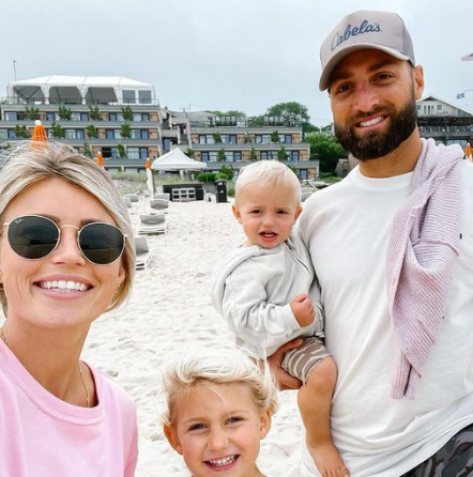 Kevin Pillar picture with children and wife