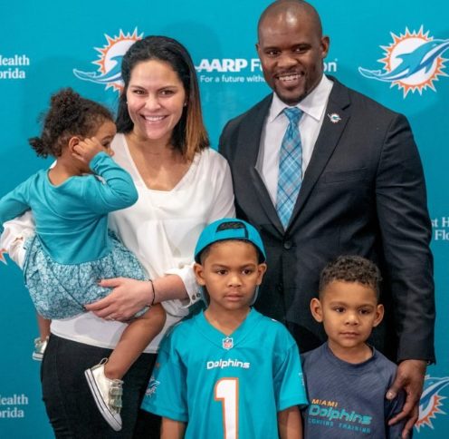 Brian Flores spotted with his children and wife