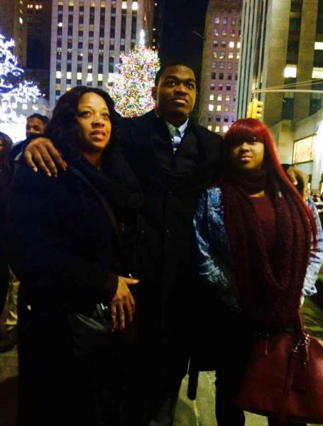 Amari Cooper with his mother and his sister
