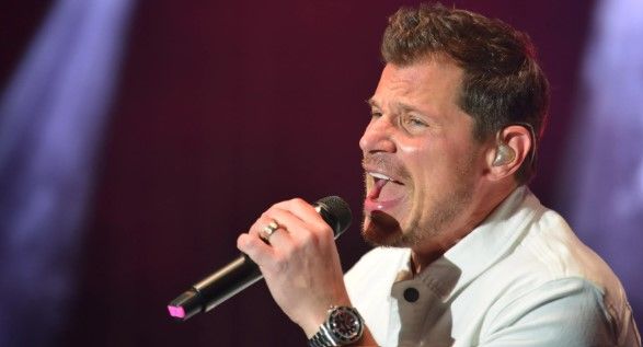 American Singer Nick Lachey