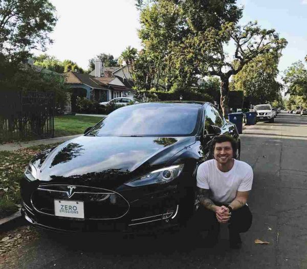 Scotty Sire with his car