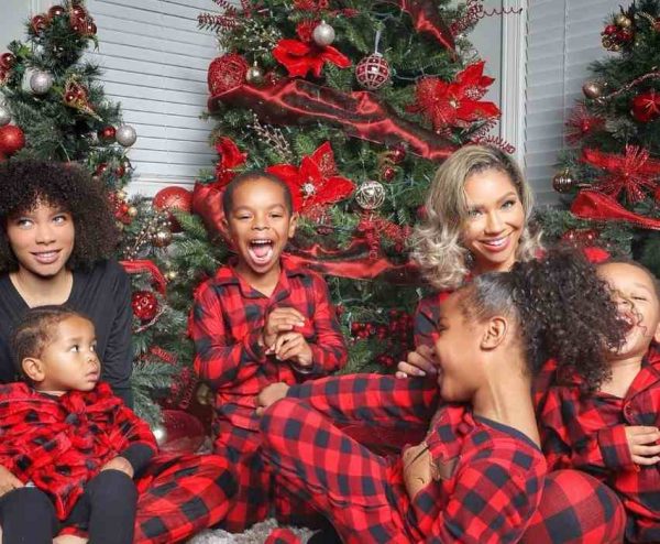 Kia Proctor with her children