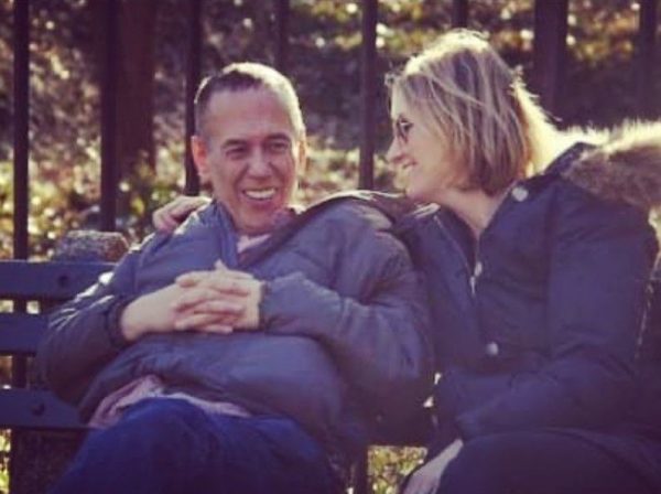 Dara Kravitz with her husband