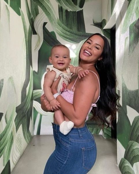 Katya Elise Henry with her daughter