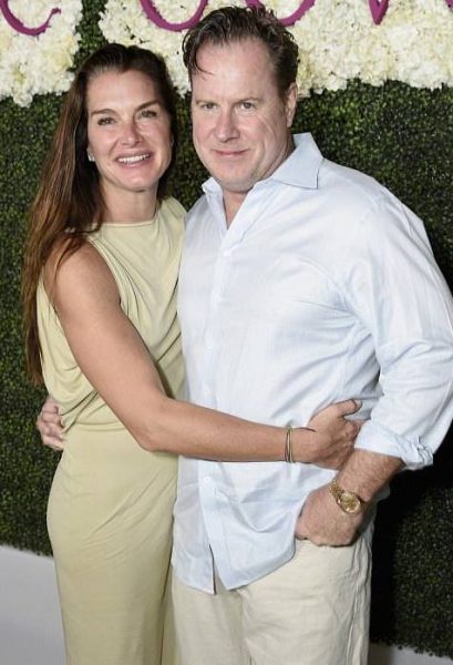 Brooke Shields and her husband Chris Henchy