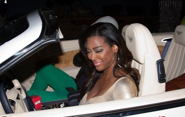 Kenya Moore in her car