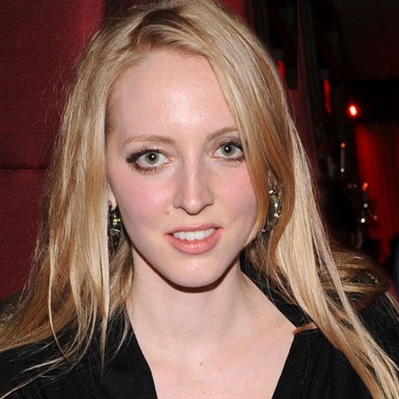 Age of Lizzy Pattinson, Bio, Parents, Brother, Net Worth, Husband, Height
