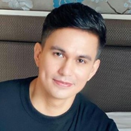 Is Tom Rodriguez still Married? Bio, Age, Father, Net Worth, Wife, Height Is Tom Rodriguez still Married? Bio, Age, Father, Net Worth, Wife, Height