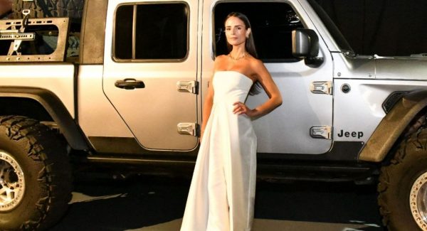 Jordana Brewster with her jeep