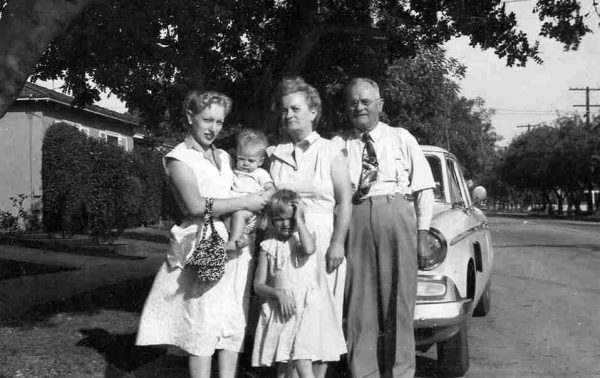 Carol Kaye with her parents