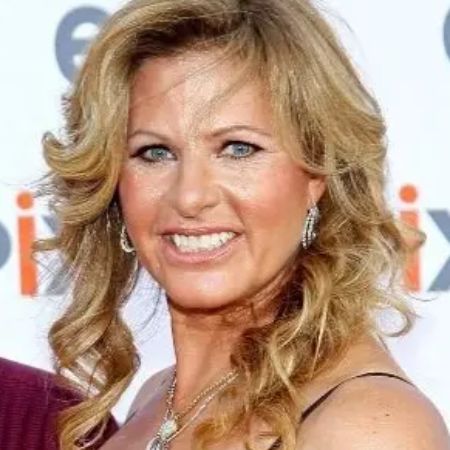 How old is Elizabeth Anderson Martin? Bio, Net Worth, Height How old is Elizabeth Anderson Martin? Bio, Net Worth, Height