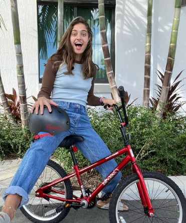 Avery Cyrus