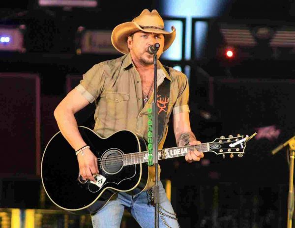 Jason Aldean performing at the stage