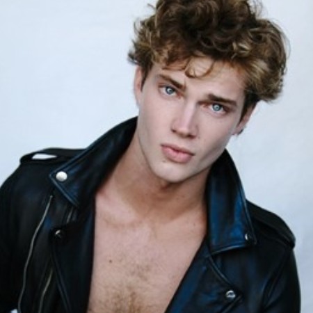 Birthday of Luke Volker, Bio, Age, Ne Worth 2022, Fiancé, Height Birthday of Luke Volker, Bio, Age, Ne Worth 2022, Fiancé, Height