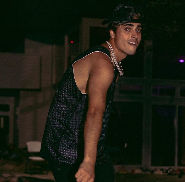 Girlfriend of Darius Dobre, Bio Age, Net Worth 2023 Height