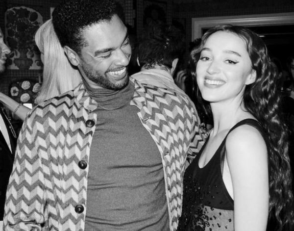 Phoebe Dynevor with Regé-Jean Page