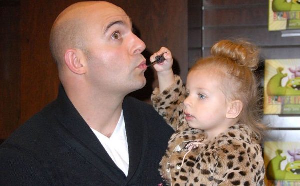 Ahmet Zappa with his daughter