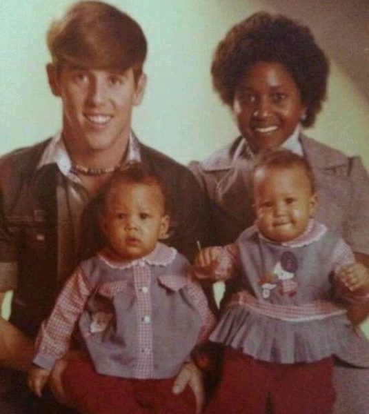 Timothy Mowry with his ex-wife and daughters
