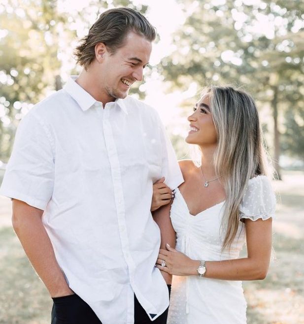 Contracts of Kenny Pickett, Bio, Age, Net Worth 2022, Injury, Height