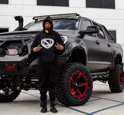 Nick Cannon with his car