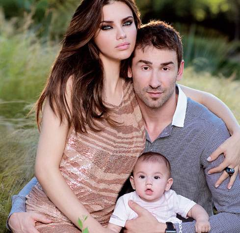 Marko Jarić with his ex-wife and daughter