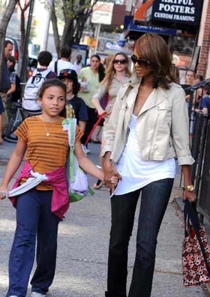 Iman and her daughter