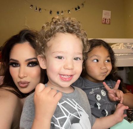 Jasmine Villegas with her children