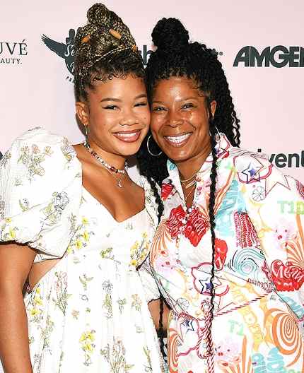 Storm Reid with her mother