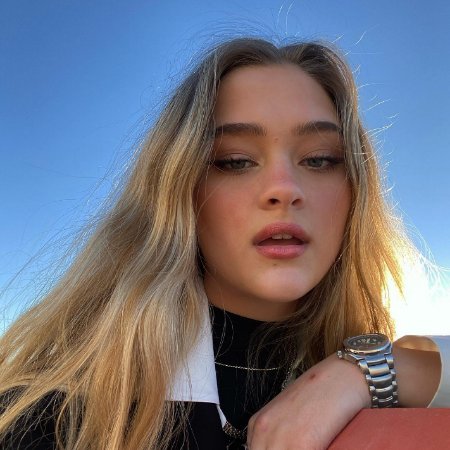 Is Lizzy Greene in a Relationship? Bio, Age, Net Worth 2023