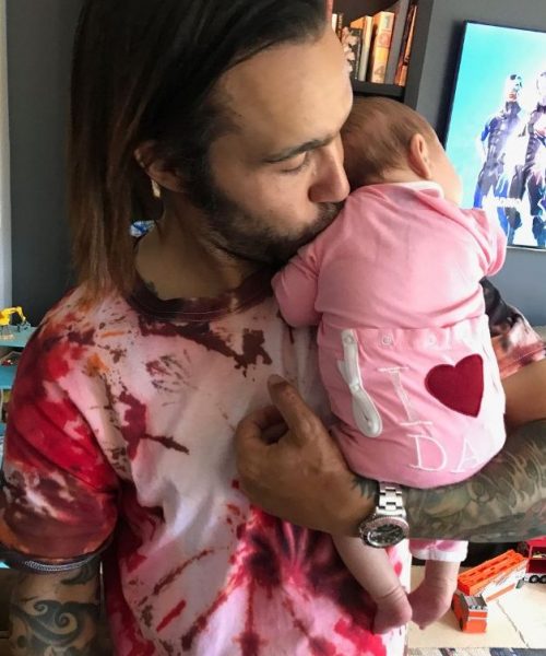 Pete Wentz Bio Age And Net Worth 2023 Wife   With His Kid 500x600 