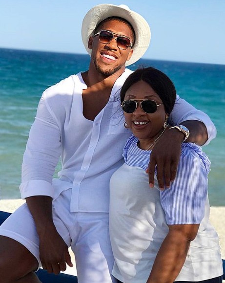 Anthony Joshua with his mother