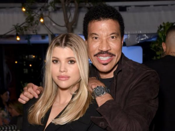 Lionel with her daughter 